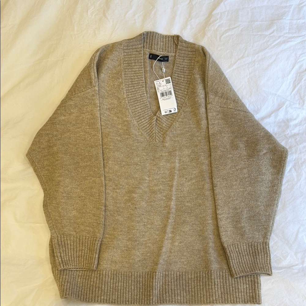 MANGO | Cozy Tan V-Neck Sweater | Medium
